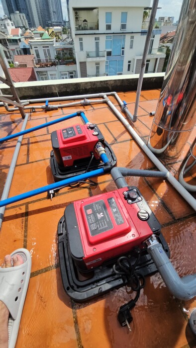 Lắp Máy Bơm Tăng Áp Điện Tử Awashi Và Hệ Thống Lọc Nước