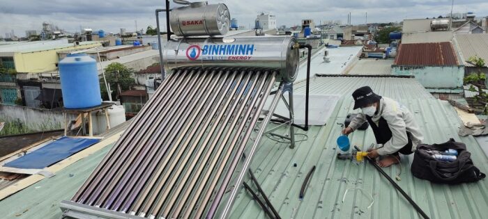 Máy nước nóng năng lượng mặt trời 150 Lít Bình Minh giá 4.200.000